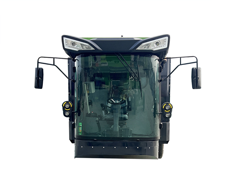 最新撒料车正面800x600.jpg